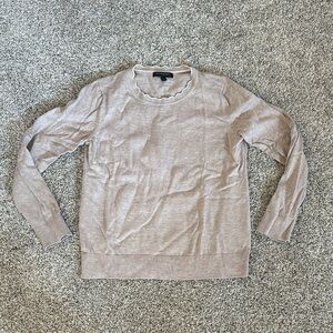 Banana Republic Women’s Scallop Crewneck Sweater S